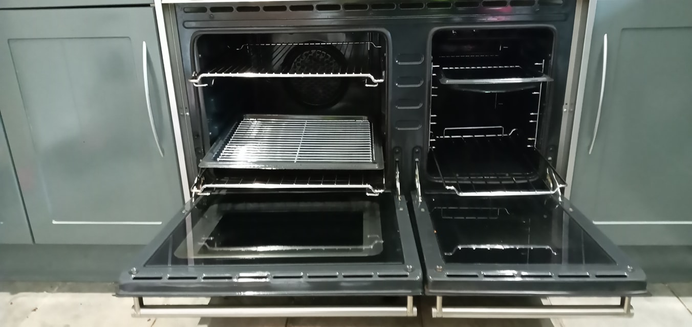 Cleaned oven